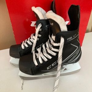 Kids CCM hockey skates